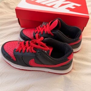Nike Black and Red Sneakers Low Dunks